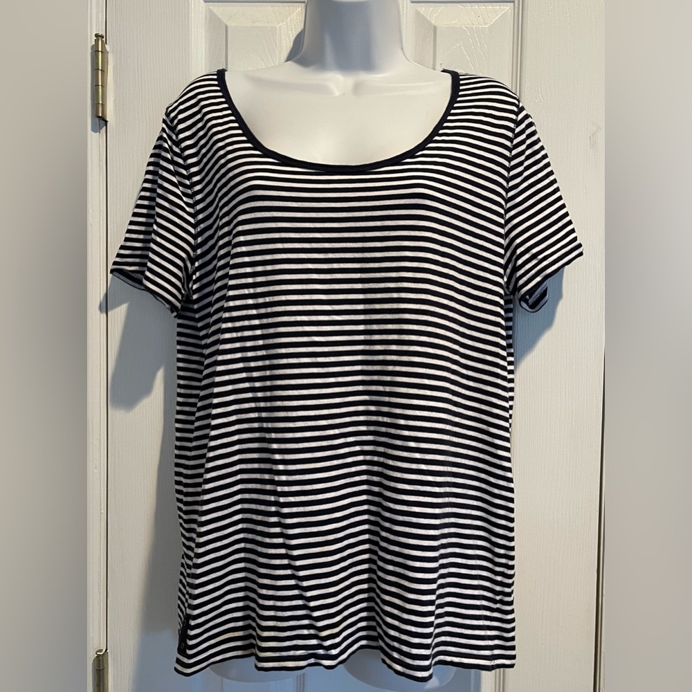 Bundle 3 women’s Lauren Ralph, Lauren T-shirts size XL